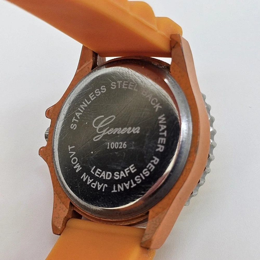 30MM Watch Women Orange Dial Crystal Bezel‎ Orange Plastic Bands New Battery